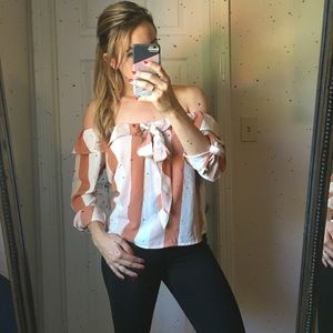 Off the shoulder striped blouse *Brand New*